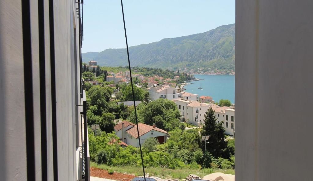 Апартаменты 2bd New Dobrota Apt w/ Pool, Gym & Sea Views Доброта