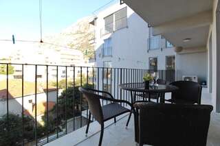 Апартаменты 2bd New Dobrota Apt w/ Pool, Gym & Sea Views Доброта Апартаменты с 2 спальнями-11
