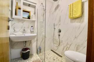 Апартаменты 2bd New Dobrota Apt w/ Pool, Gym & Sea Views Доброта Апартаменты с 2 спальнями-38