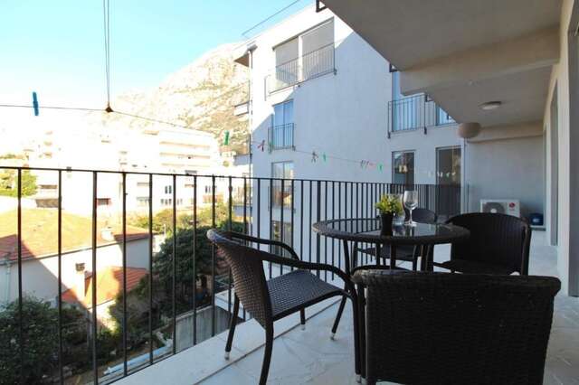 Апартаменты 2bd New Dobrota Apt w/ Pool, Gym & Sea Views Доброта-31